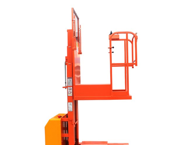 Futlift Order Picker Is The Ideal Lifting Machine For Cargo Stacking